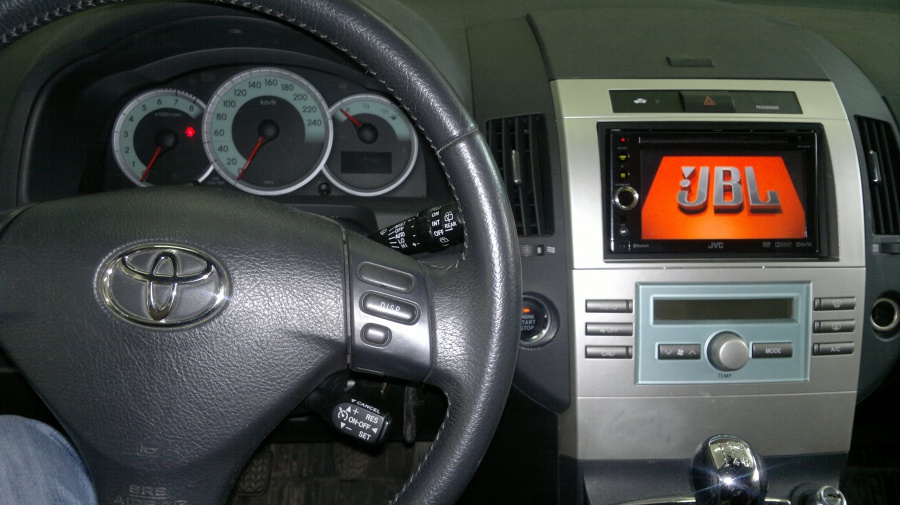 Toyota Corolla Verso.jpeg